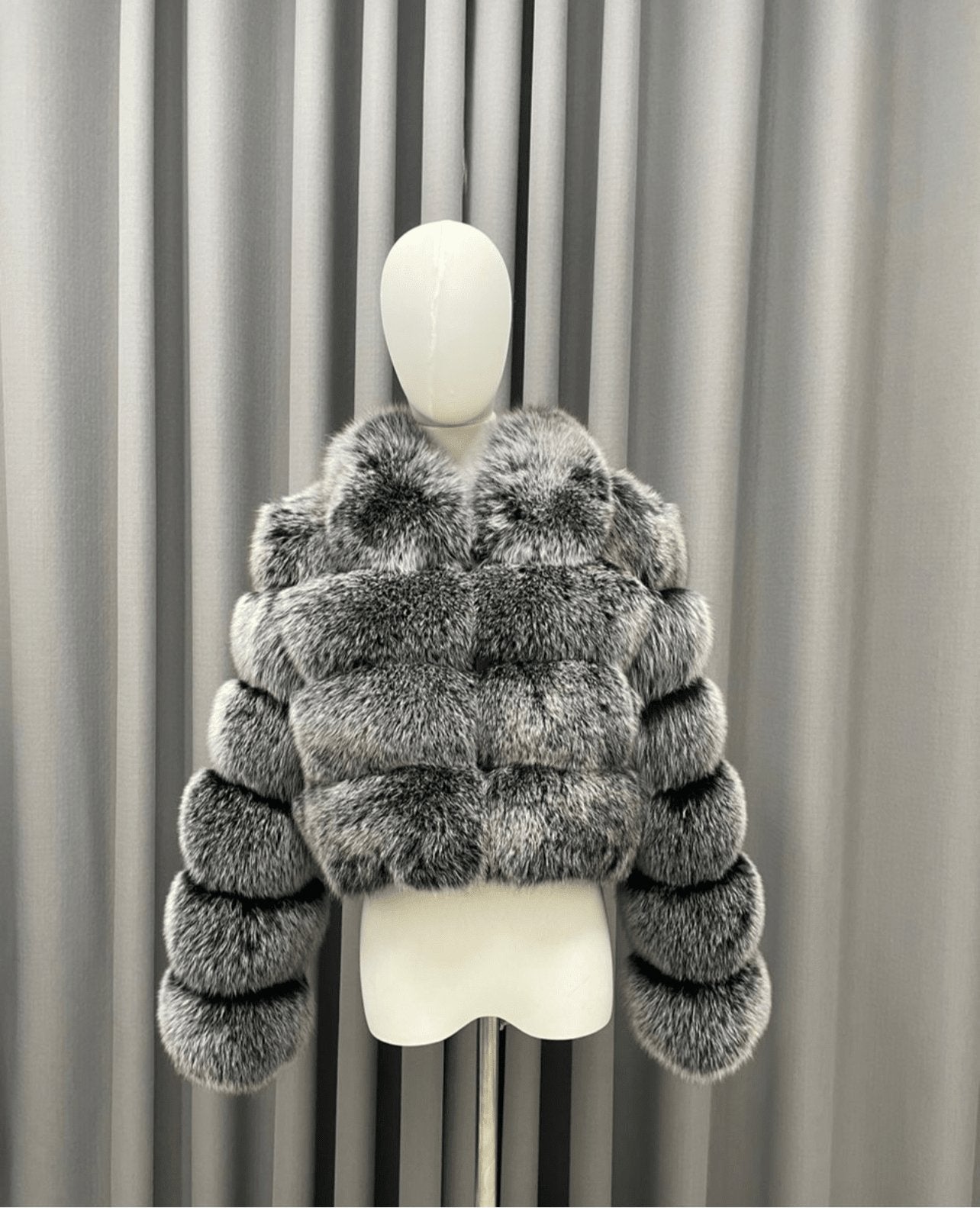 Our popular black fur with Round collar fur, in style black fox fur &amp; silver fox fur.
please remove item from package; shake the fur or blow dry it. There will be some loose fur but it’s normal!
fur is true to size &amp; you can go a size up for comfortable fit!